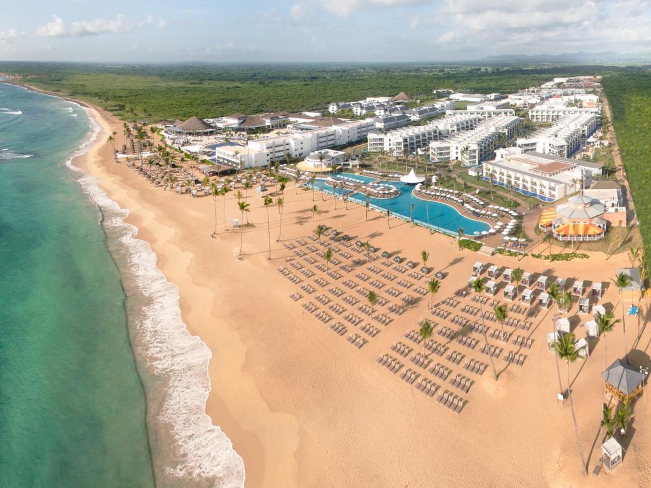 Nickelodeon Hotels & Resorts Punta Cana Extérieur photo Aerial view of the resort