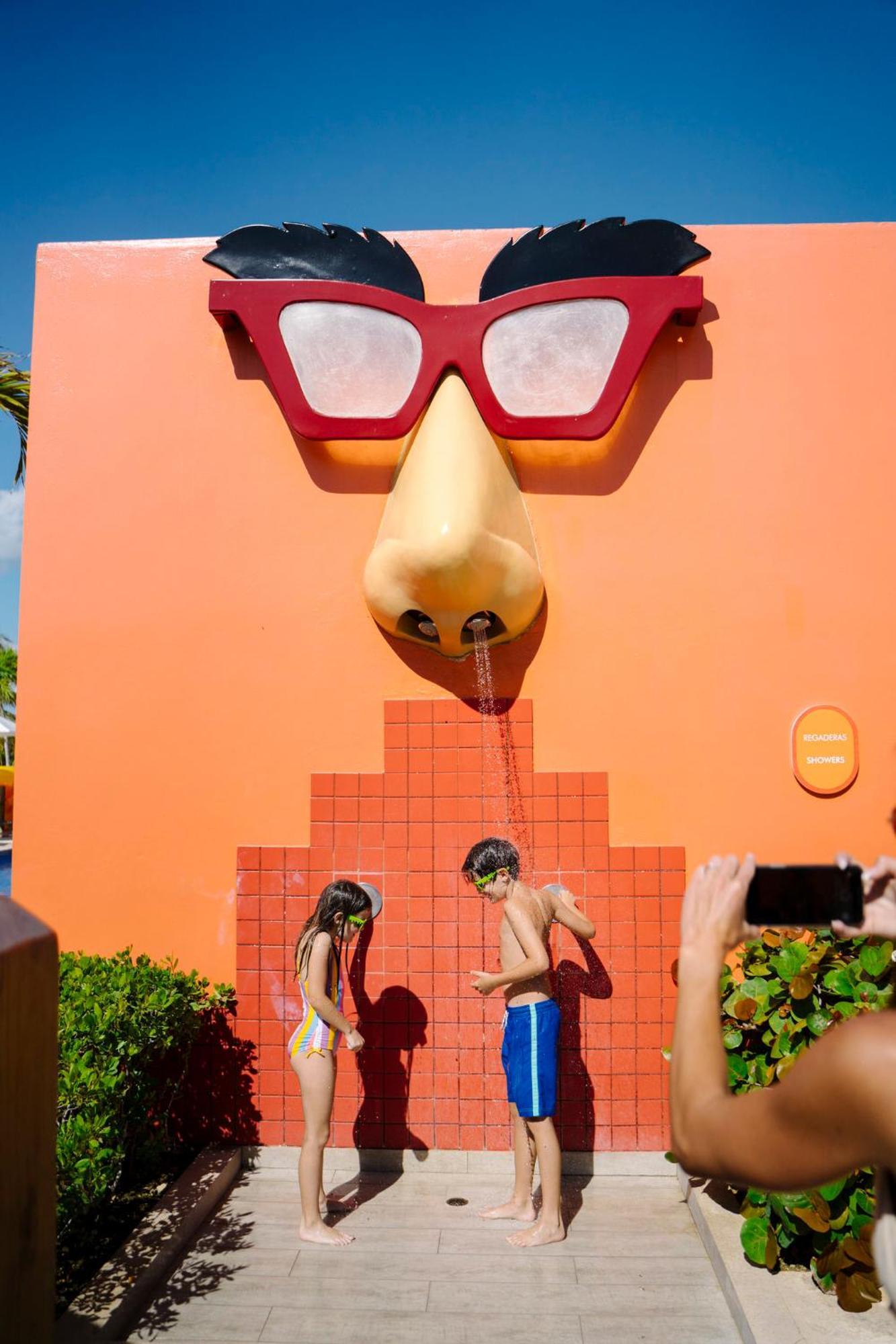 Nickelodeon Hotels & Resorts Punta Cana Extérieur photo The nose fountain