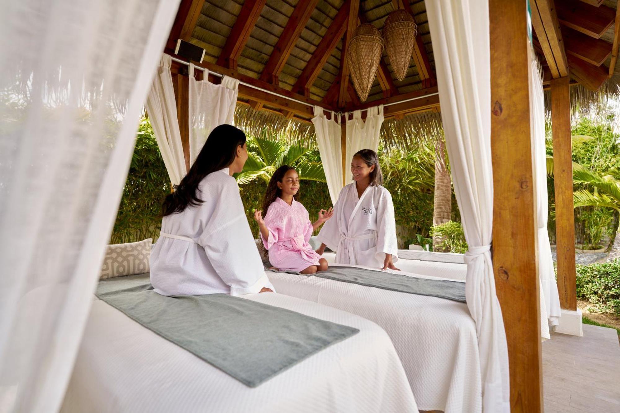 Nickelodeon Hotels & Resorts Punta Cana Extérieur photo Spa at the Taj Bengal